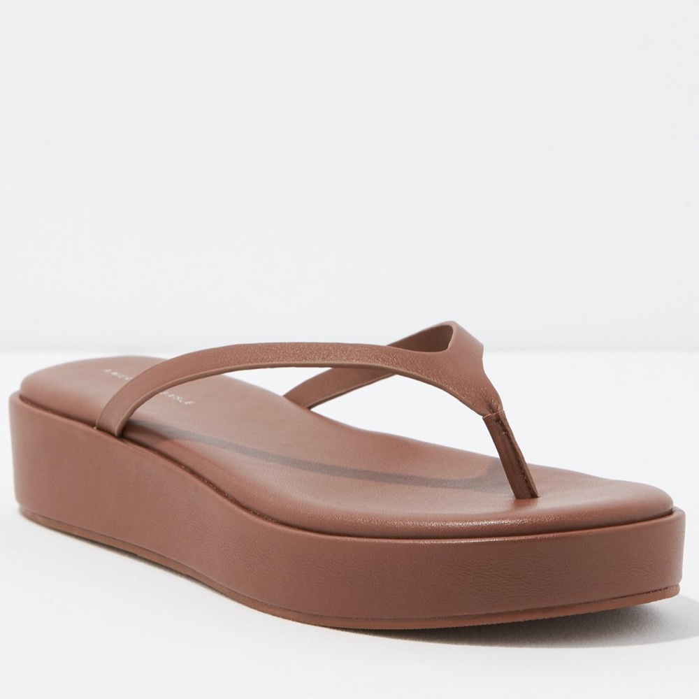 American Eagle Platform Flip Flops - Size 7.5